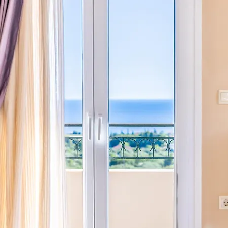 Villa Liogerma Art Deco - 5 Min Drive To Lassi