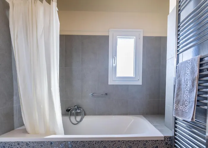 فيلة Liogerma Art Deco - 5 Min Drive To Lassi سفوروناتا