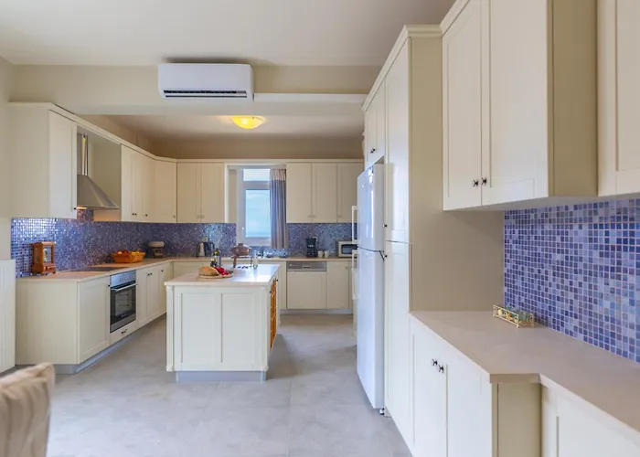 Liogerma Art Deco - 5 Min Drive To Lassi سفوروناتا