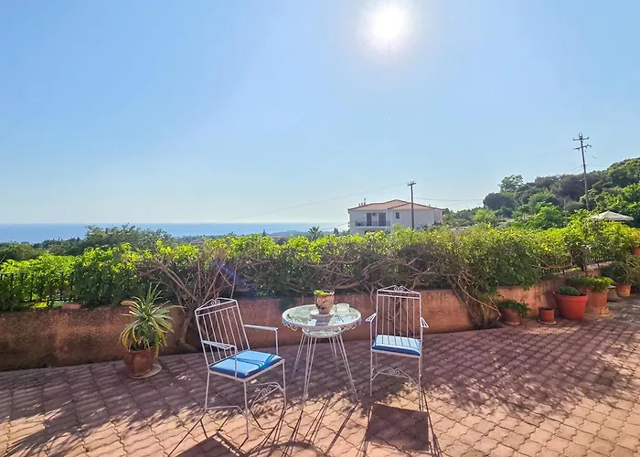 Liogerma Art Deco - 5 Min Drive To Lassi فيلة *