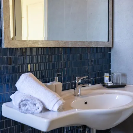 Liogerma Art Deco - 5 Min Drive To Lassi סבורונטה