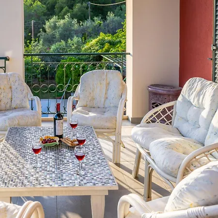 Liogerma Art Deco - 5 Min Drive To Lassi סבורונטה