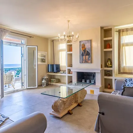 Liogerma Art Deco - 5 Min Drive To Lassi וילה סבורונטה